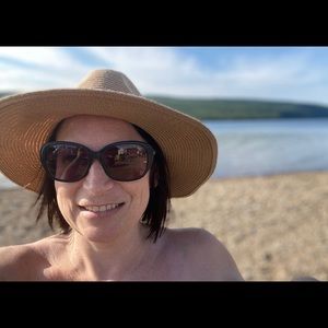 Meet your Posher, Jillien